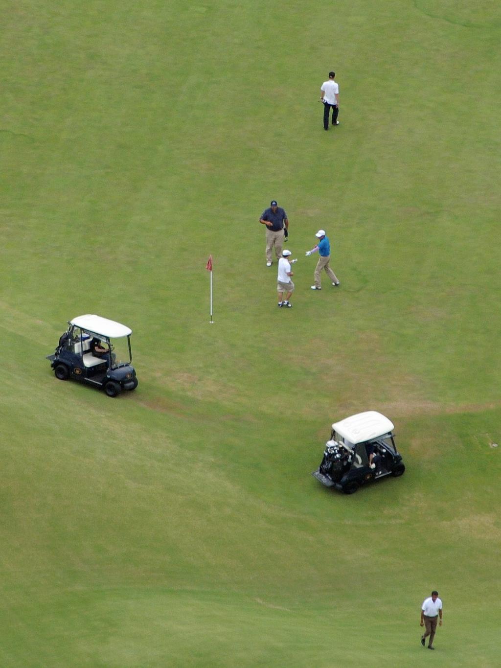 Capital Golf Club where Shane Warne and Elizabeth Hurley (Liz Hurley) are said to have had lunch. Aerial.