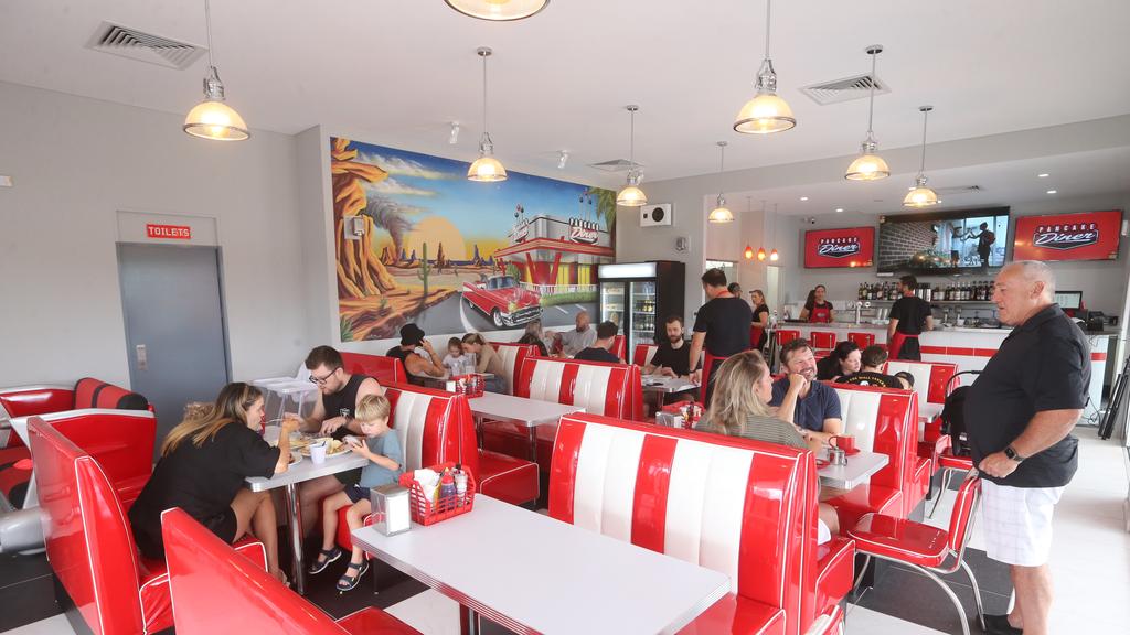 QLD_GCB_NEWS_PANCAKEDINER_21NOV23(