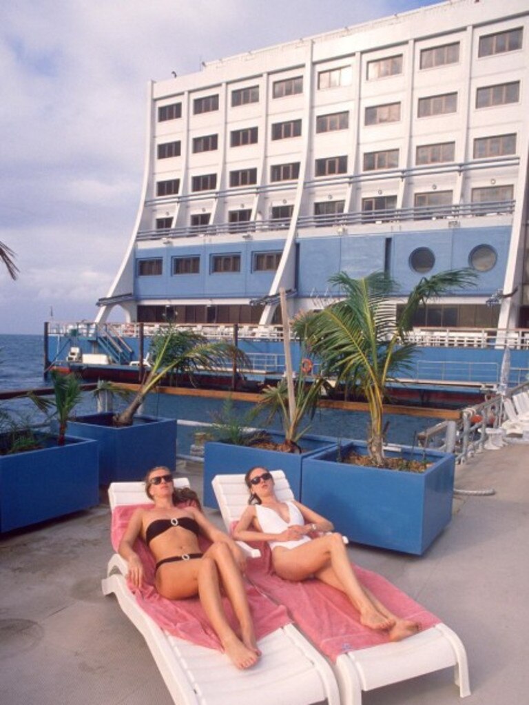 Supplied Real Estate The Four Seasons Barrier Reef Resort