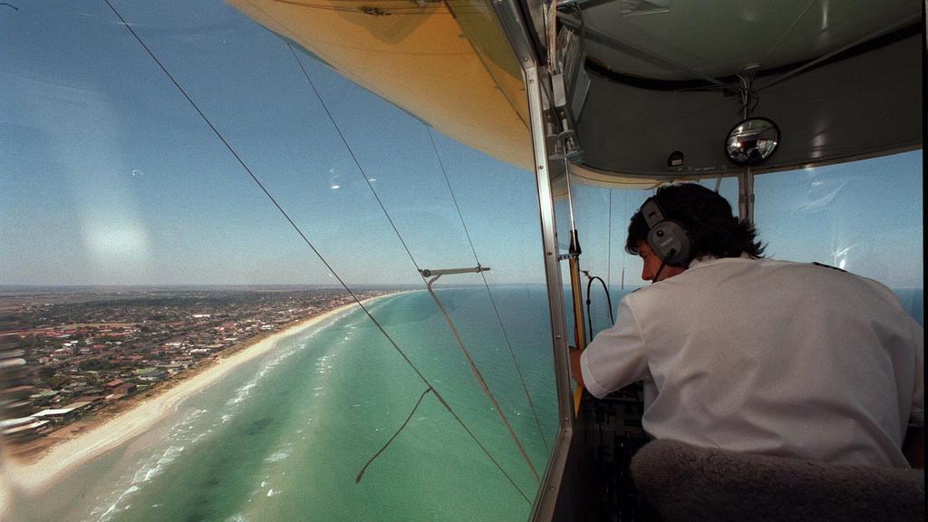 The Whitman's Blimp flying over Port Phillip Bay looking south towards Frankston. 3 January 1997.
/aircraft