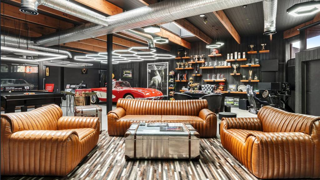 381-383 Mount Alexander Rd, Ascot Vale - for herald sun real estate