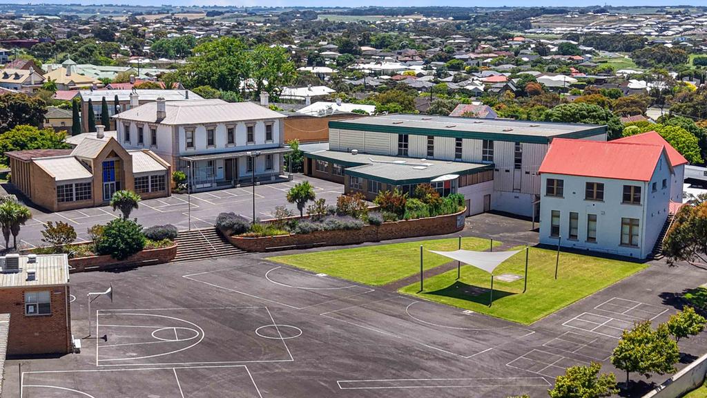 42 Canterbury Rd, Warrnambool - for herald sun real estate